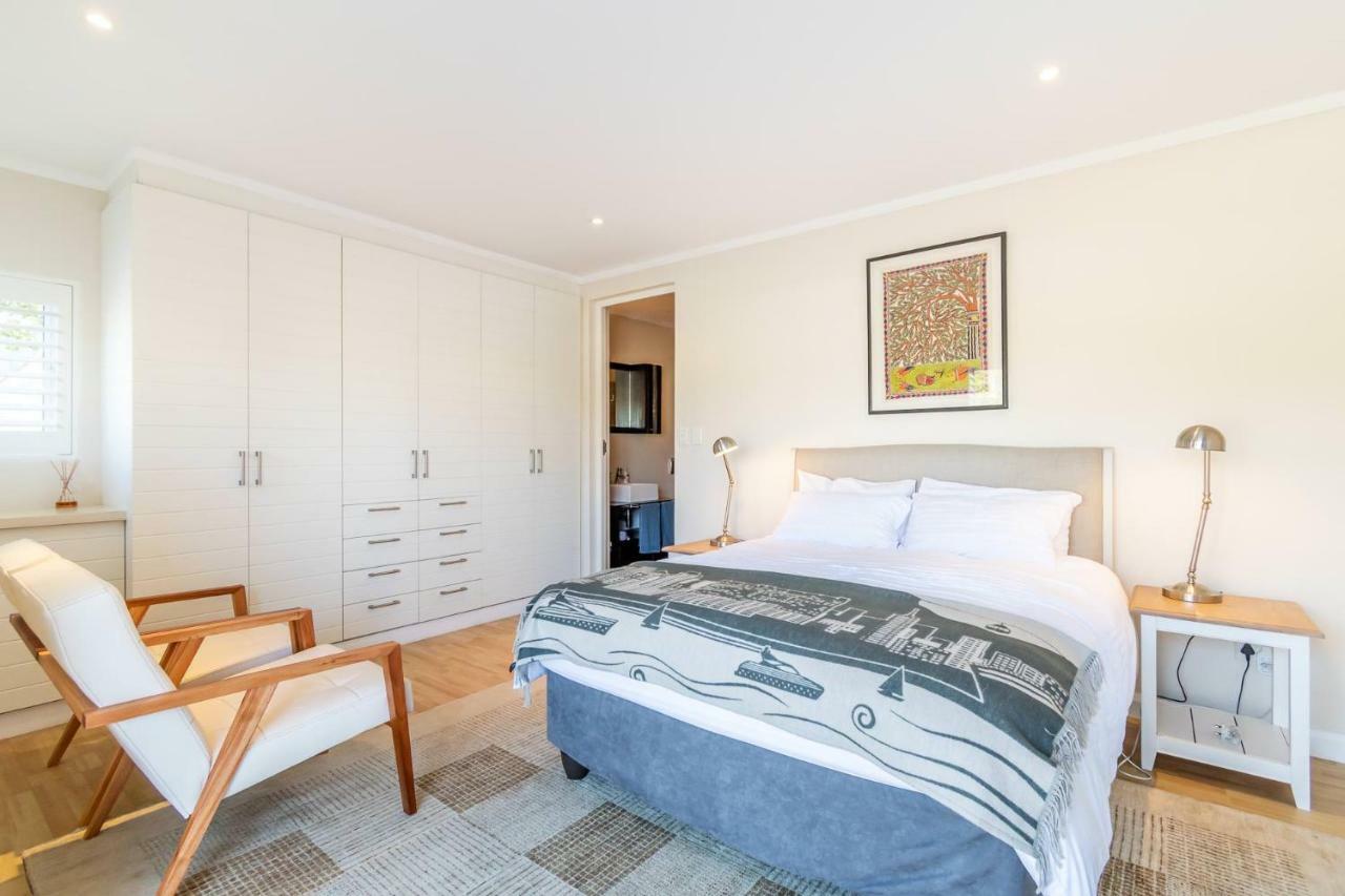 Trendy Get-Away On The Canals, Thesen Islands Knysna Exteriör bild